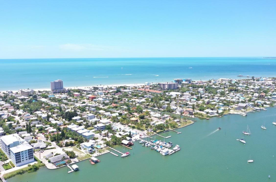 230 Pearl Street Easy Breezy Villa Fort Myers Beach Bagian luar foto